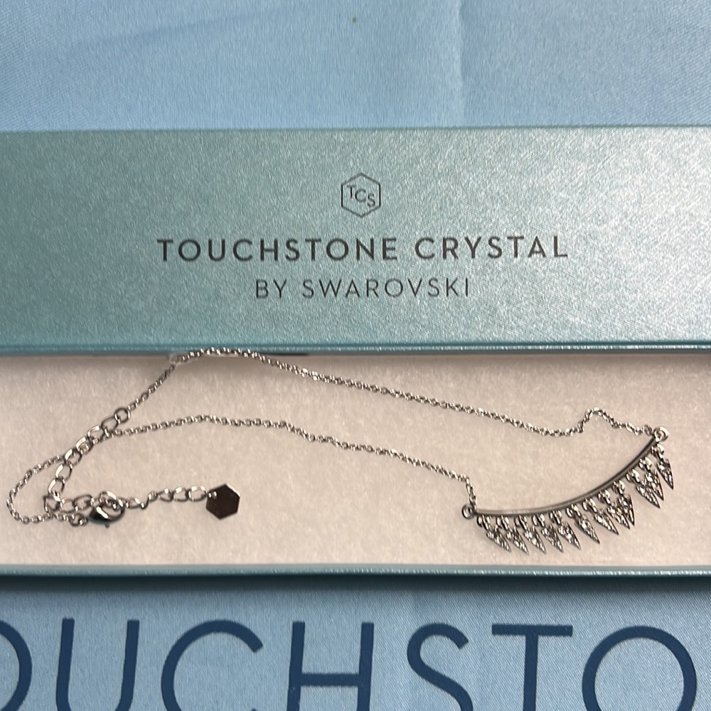 Touchstone crystal Make a Point Necklace, new in box.